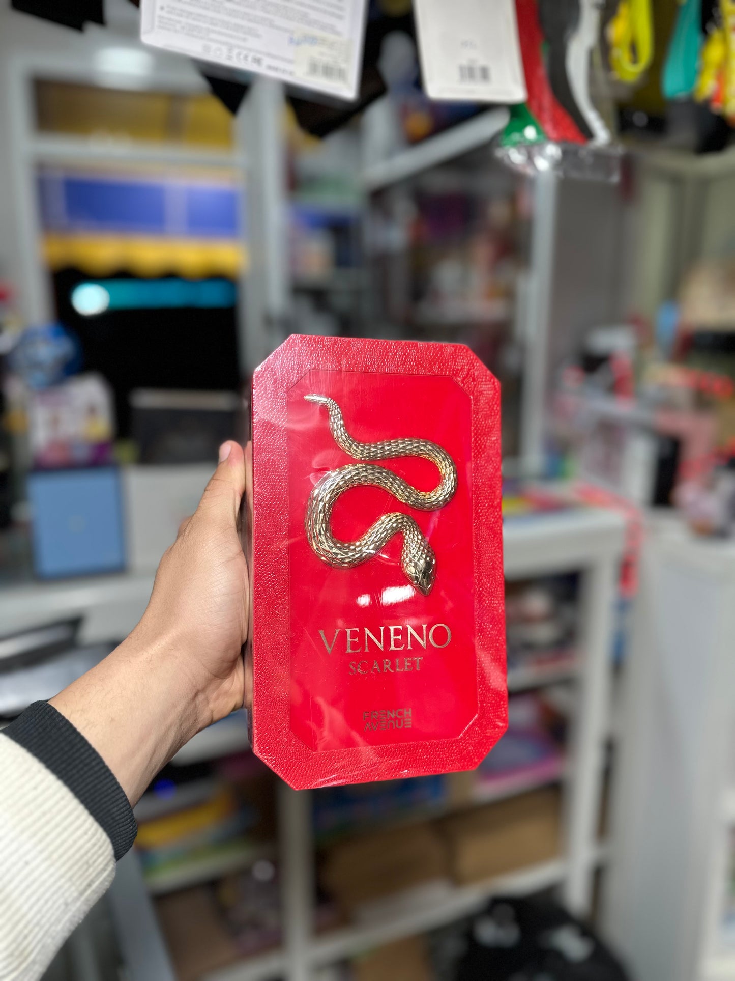 Parfum Veneno Scarlet Frnch 100 ml – Livraison Maroc | Jouda