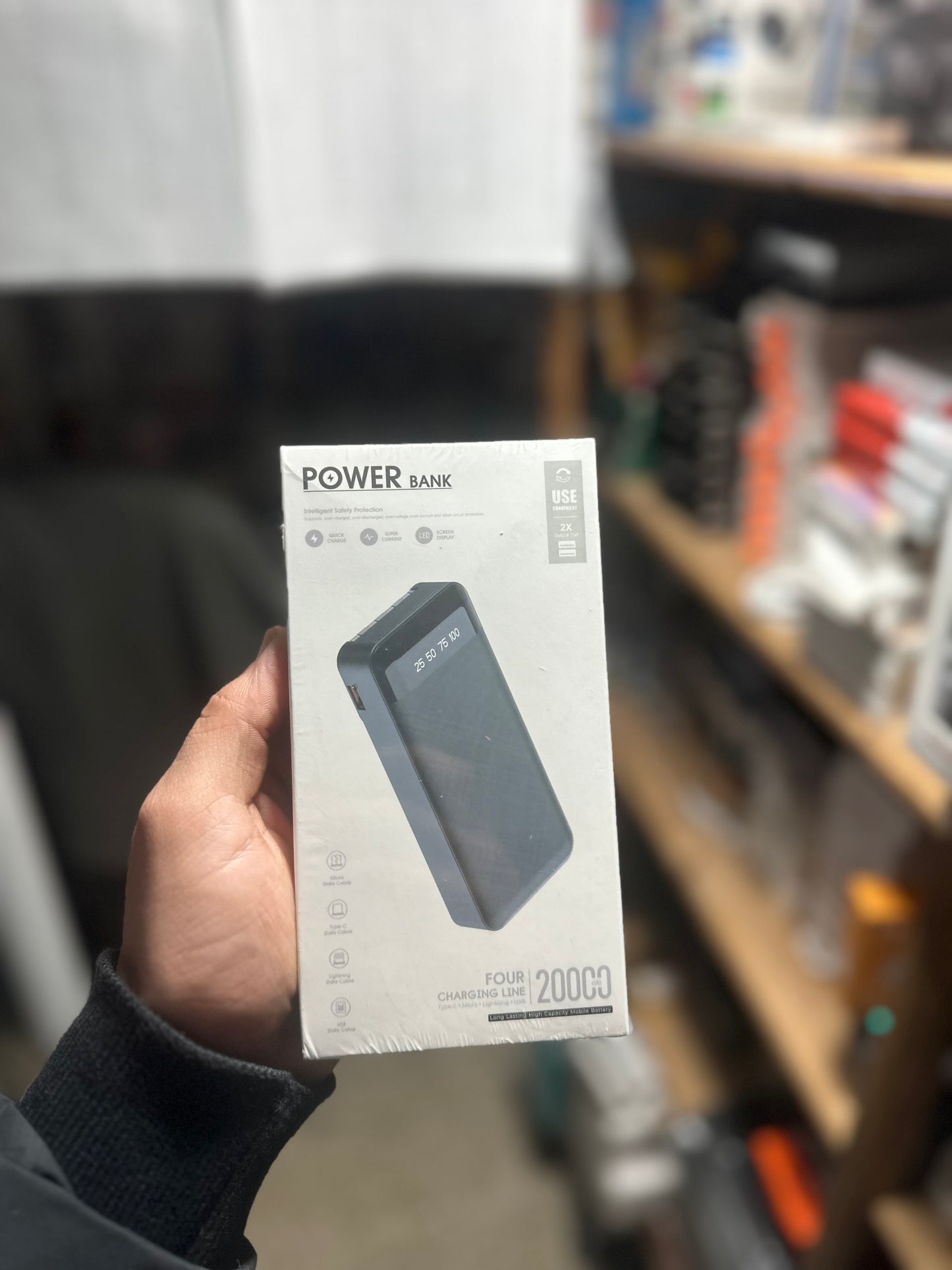 Power Bank 20000 Avec 4 Cable – Prix Maroc | Jouda